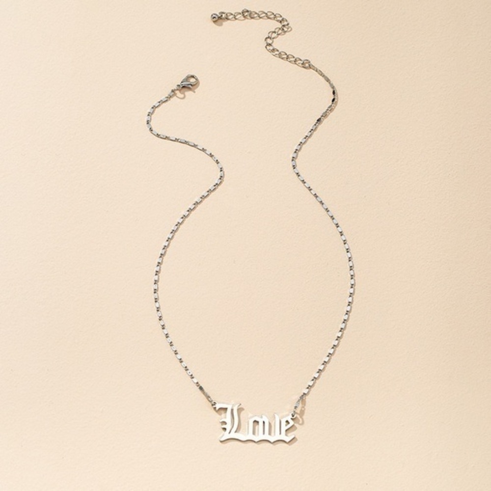 3/$30 🤍 Love Necklace